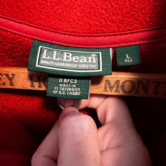 L.L. Bean orange, quarter zip pull over sweatshirt. Fleece. Size L in Men’s - Picture 4 of 8